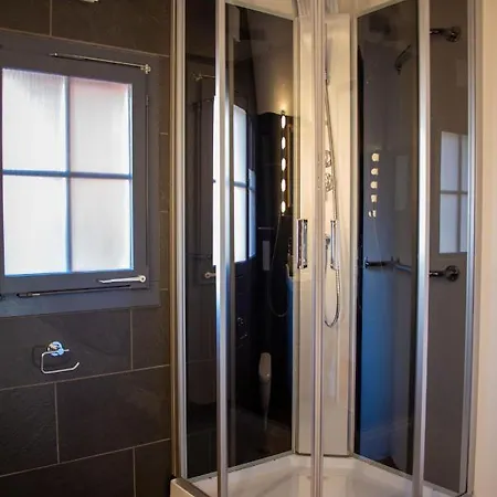 Uncle Eric's Chalet *